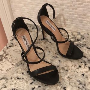 Steve Madden size 6.5 heel
